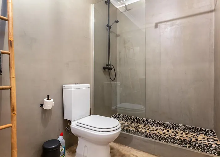 House Clerigo - 2 Unique By Lisbeyond