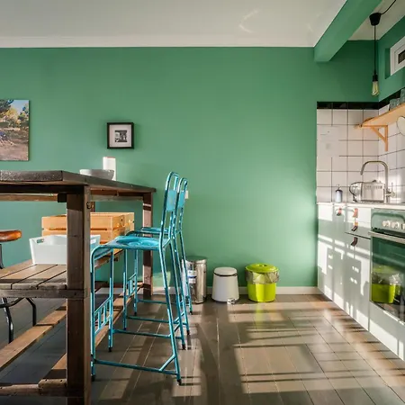 House Clerigo - 2 Unique By Lisbeyond *